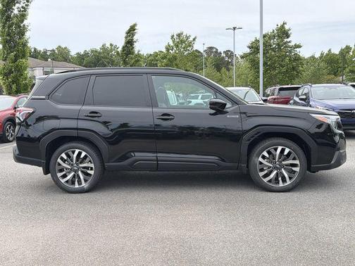 Black / Silver 2026 Subaru Forester Touring