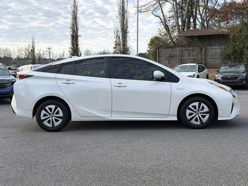 2017 Toyota Prius Four