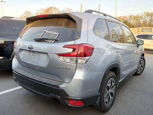 Ice Silver Metallic 2020 Subaru Forester Premium