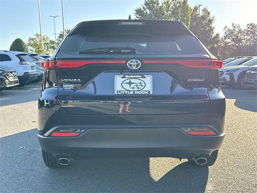 2022 Toyota Venza LE