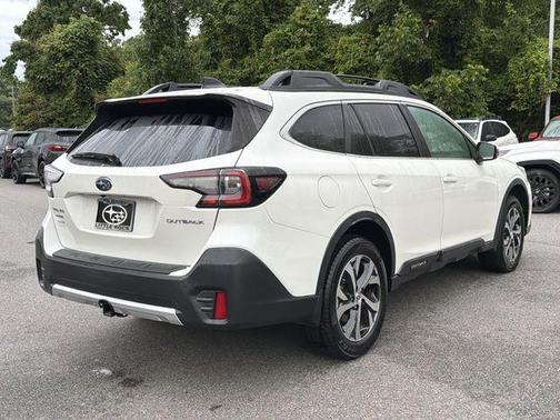 Crystal White Pearl 2020 Subaru Outback Limited