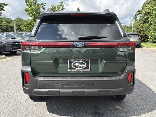 Deep Emerald Green 2026 Subaru Outback Touring XT