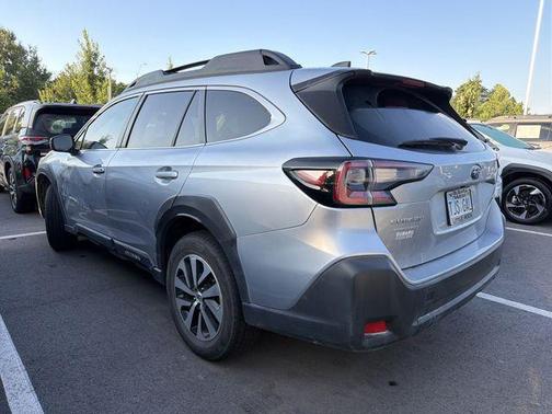 Ice Silver Metallic 2024 Subaru Outback Premium