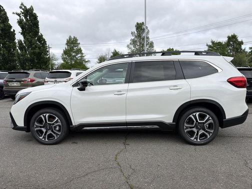 Crystal White Pearl 2026 Subaru Ascent Limited