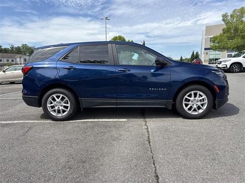 2022 Chevrolet Equinox LS