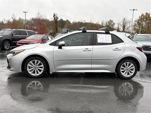2023 Toyota Corolla Hatchback SE