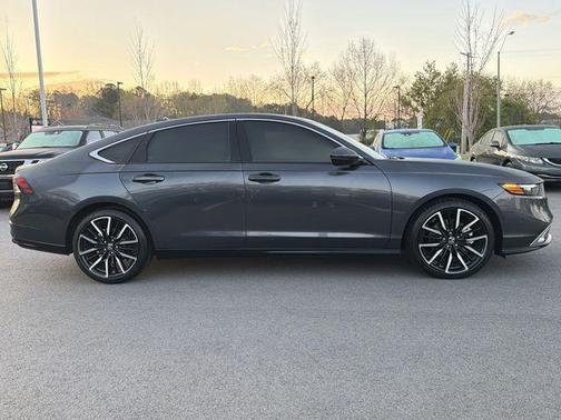 2025 Honda Accord Hybrid Touring