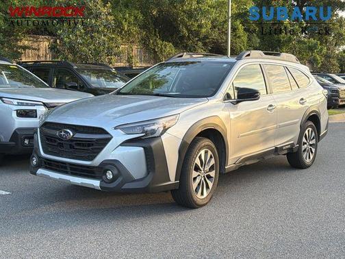 Ice Silver Metallic 2023 Subaru Outback Limited