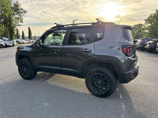 2017 Jeep Renegade Trailhawk