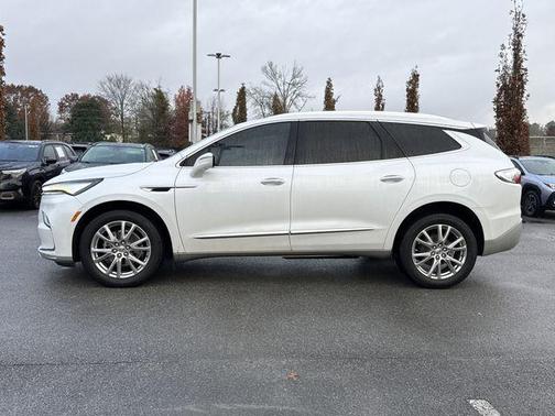 2023 Buick Enclave Premium