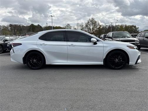 2023 Toyota Camry Hybrid XSE
