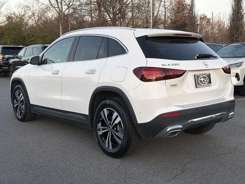 2025 Mercedes-Benz GLA 250 Base