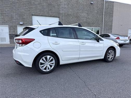 2019 Subaru Impreza 2.0i