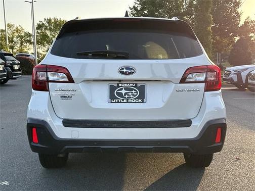 2018 Subaru Outback 2.5i Touring