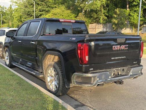 Onyx Black 2022 GMC Sierra 1500 Limited SLT