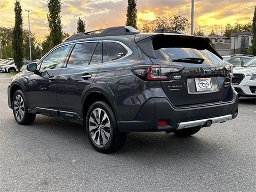 2023 Subaru Outback Touring XT