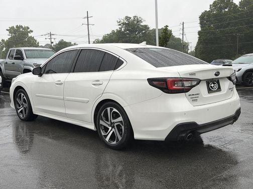 Crystal White Pearl 2022 Subaru Legacy Limited XT