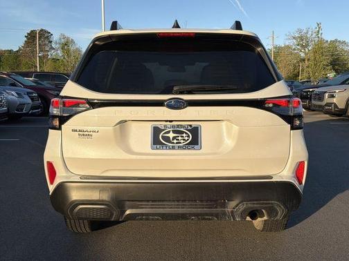 Crystal White Pearl 2025 Subaru Forester Premium