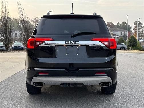 2018 GMC Acadia Denali