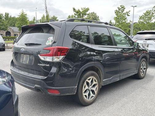 Crystal Black Silica 2021 Subaru Forester Premium