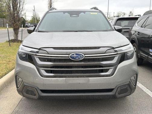 Pearl 2025 Subaru Forester Limited