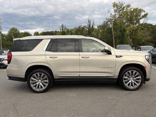 Beige Pearl Metallic 2023 GMC Yukon Denali