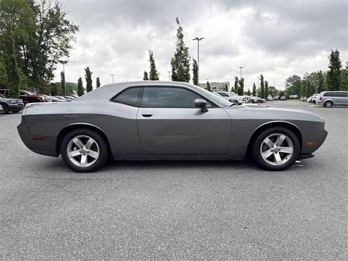 2011 Dodge Challenger Base