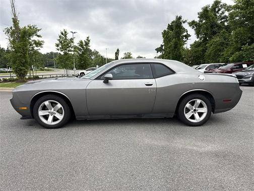 2011 Dodge Challenger Base