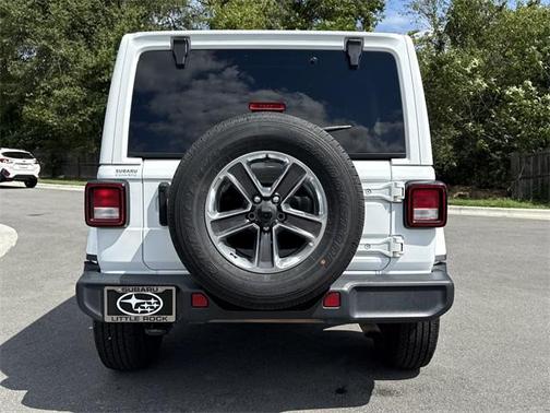 2021 Jeep Wrangler Unlimited Sahara Altitude