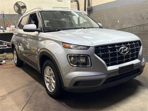 2020 Hyundai VENUE SEL