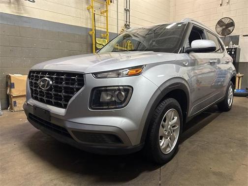2020 Hyundai VENUE SEL