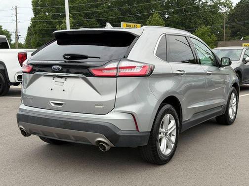 Silver Metallic 2020 Ford Edge SEL