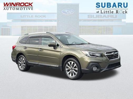 Wilderness Green Metallic 2019 Subaru Outback 2.5i Touring