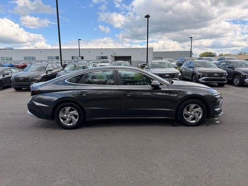 Portofino Gray 2025 Hyundai SONATA SE