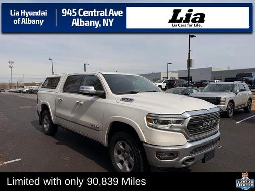 Ivory White Tri-Coat Pearlcoat 2021 RAM 1500 Limited