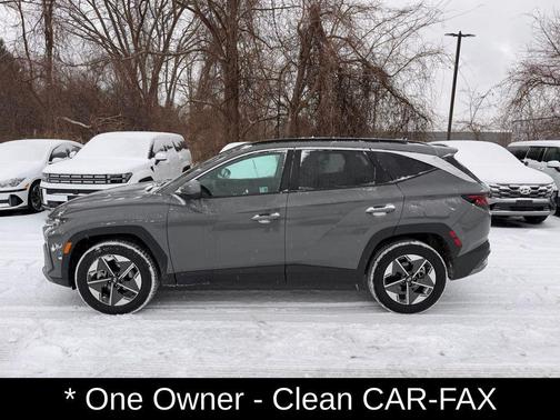 2025 Hyundai TUCSON SEL