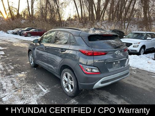 2023 Hyundai KONA SEL