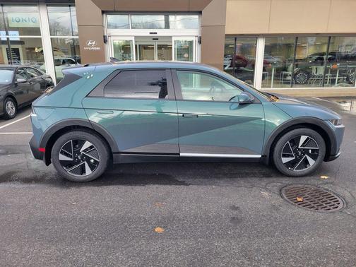 2026 Hyundai IONIQ 5 SEL