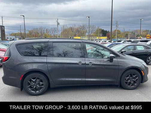2018 Chrysler Pacifica Touring-L Plus