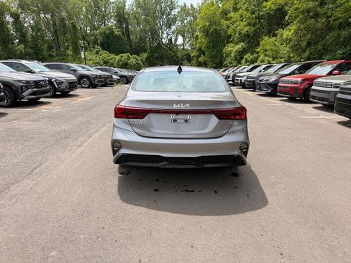Steel Gray 2024 Kia Forte LXS