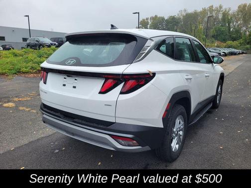 2026 Hyundai TUCSON SE