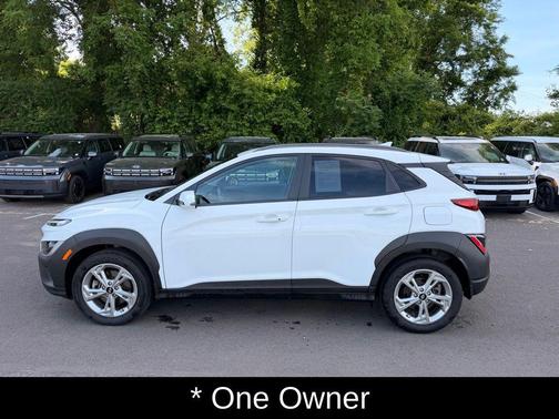 Lunar White 2023 Hyundai KONA SEL
