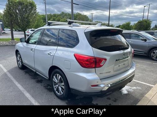 2019 Nissan Pathfinder SL