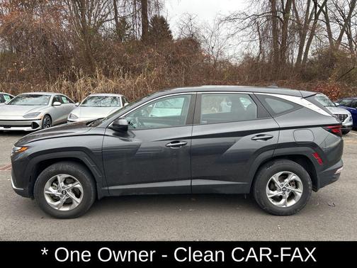 2023 Hyundai TUCSON SE