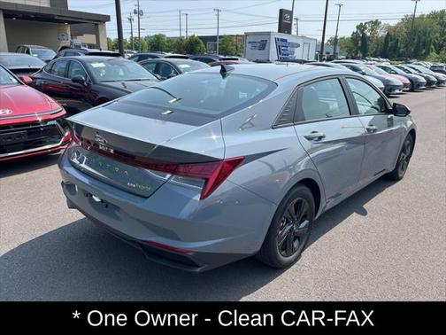 2023 Hyundai ELANTRA HEV Blue