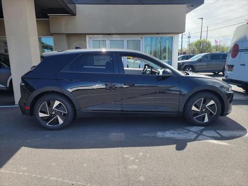 2025 Hyundai IONIQ 5 SE