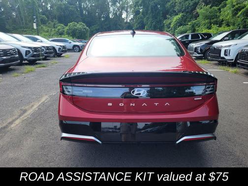 2025 Hyundai SONATA Hybrid SE