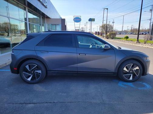 2025 Hyundai IONIQ 5 SEL