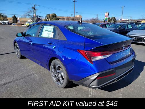 2025 Hyundai ELANTRA Sport