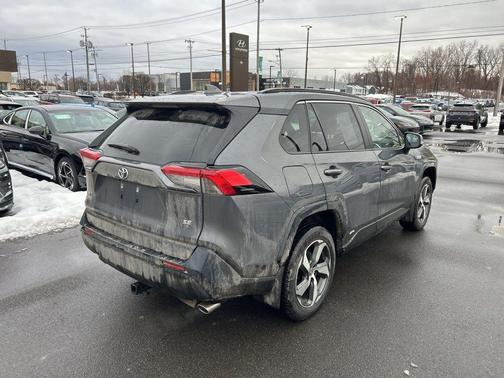 2023 Toyota RAV4 Prime SE